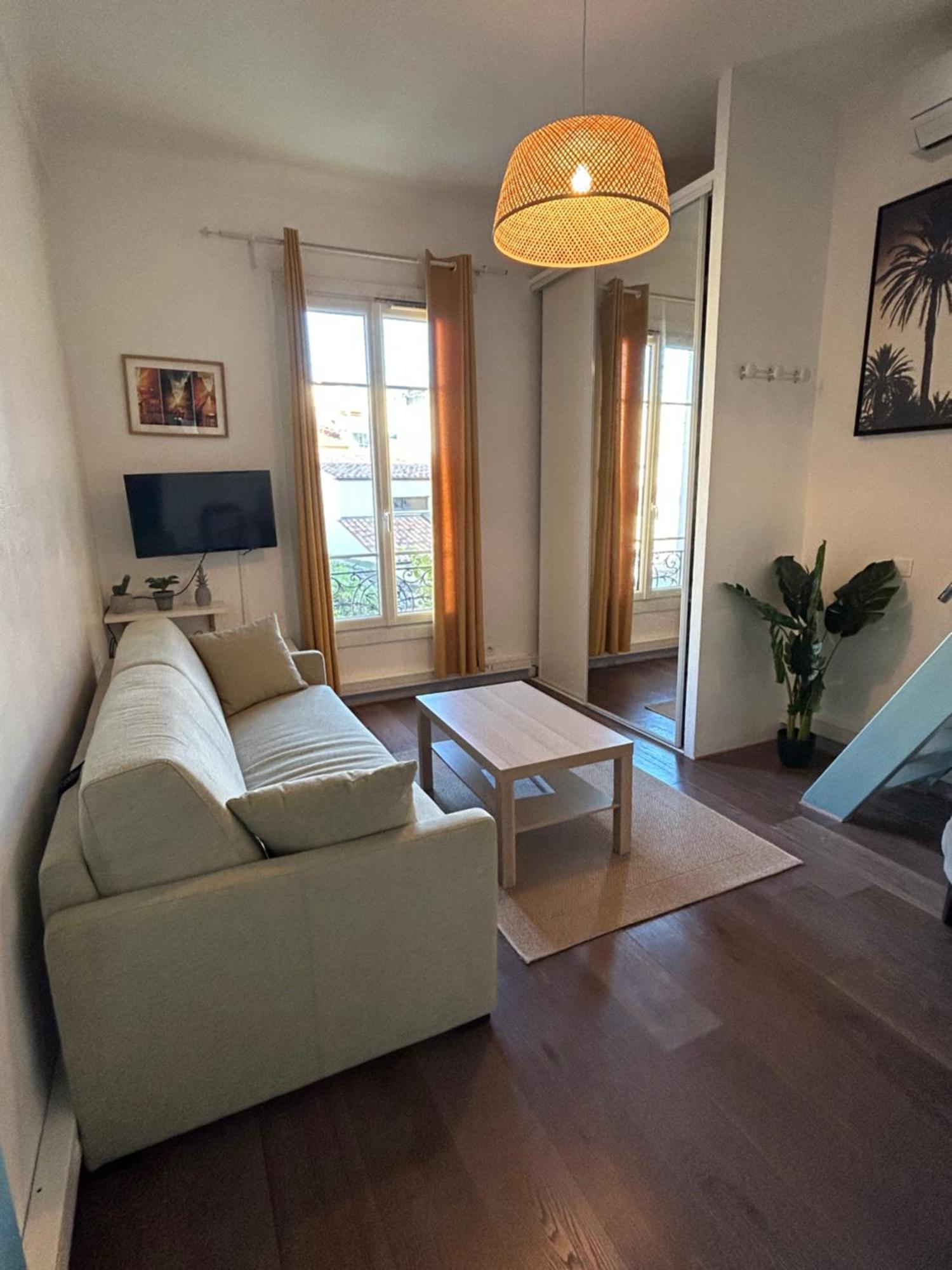 Studio Nice Ngoại thất bức ảnh